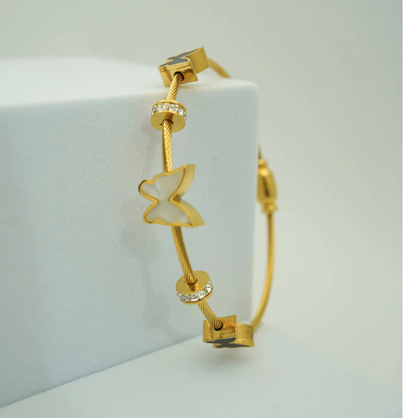 Classic Butterfly Openable Bracelet