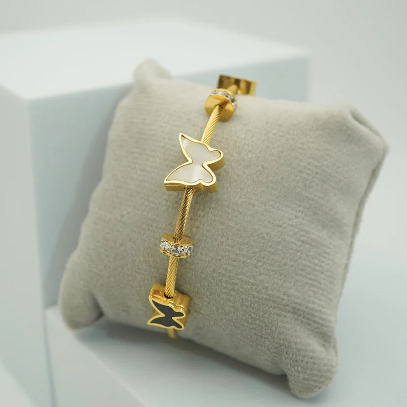 Classic Butterfly Openable Bracelet
