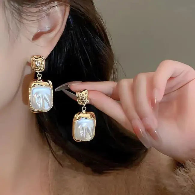 Statement Molten Pearl Earrings