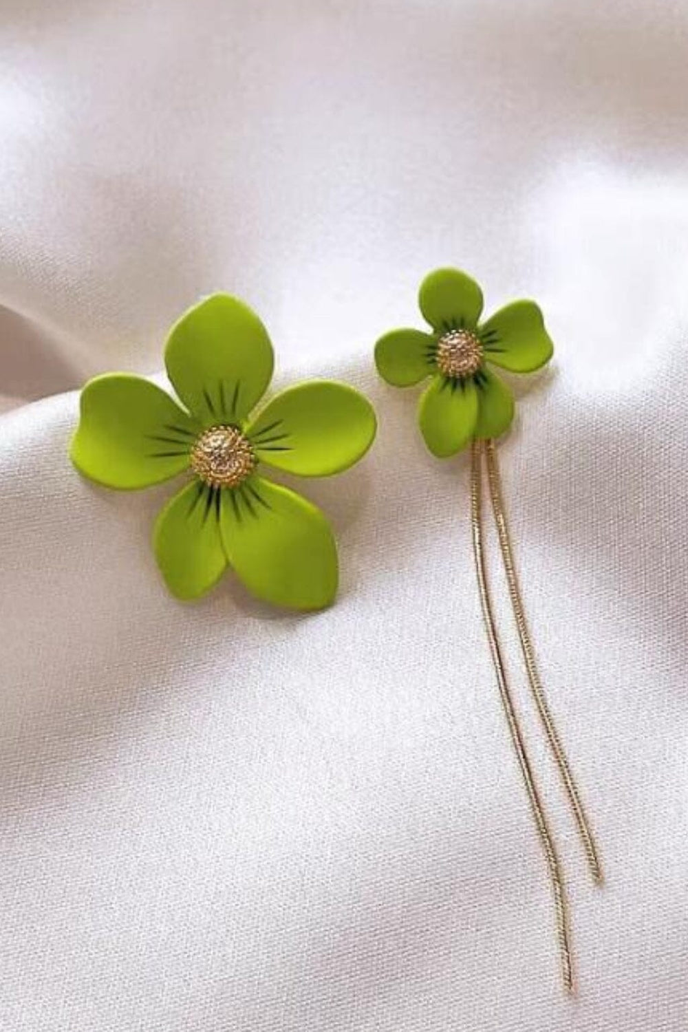 Asymmemetric Tassel Flower Green Earrings