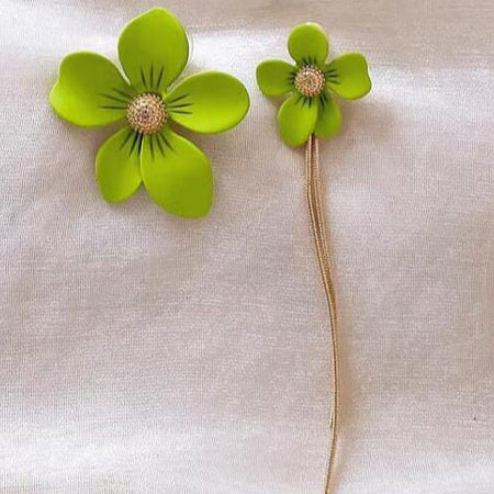 Asymmemetric Tassel Flower Green Earrings