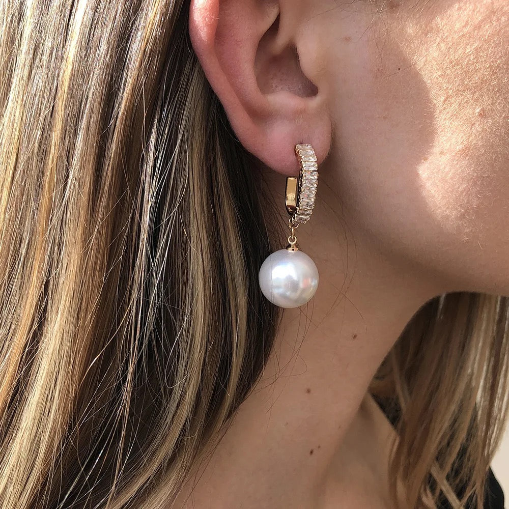 Pearl Drop Earring