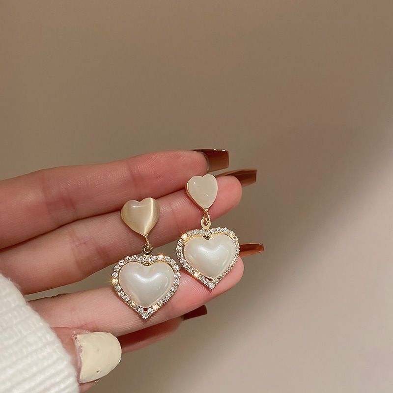HeartBeat Pearl Cute Earrings