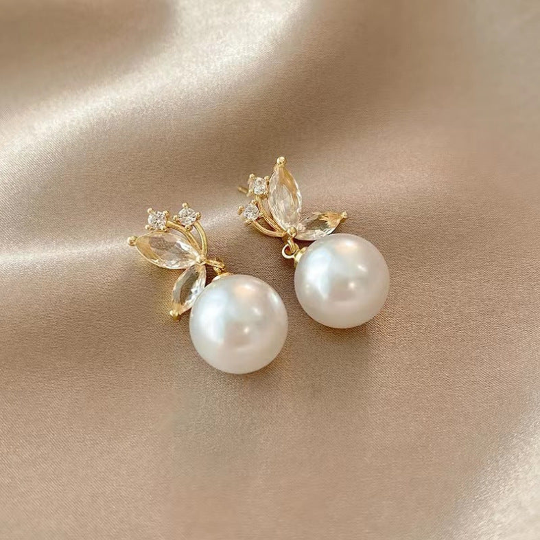Pearl Flutter Earrings