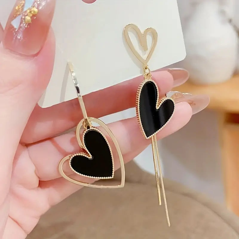 Mismatched Black Heart Design Asymmetric Dangle Earrings