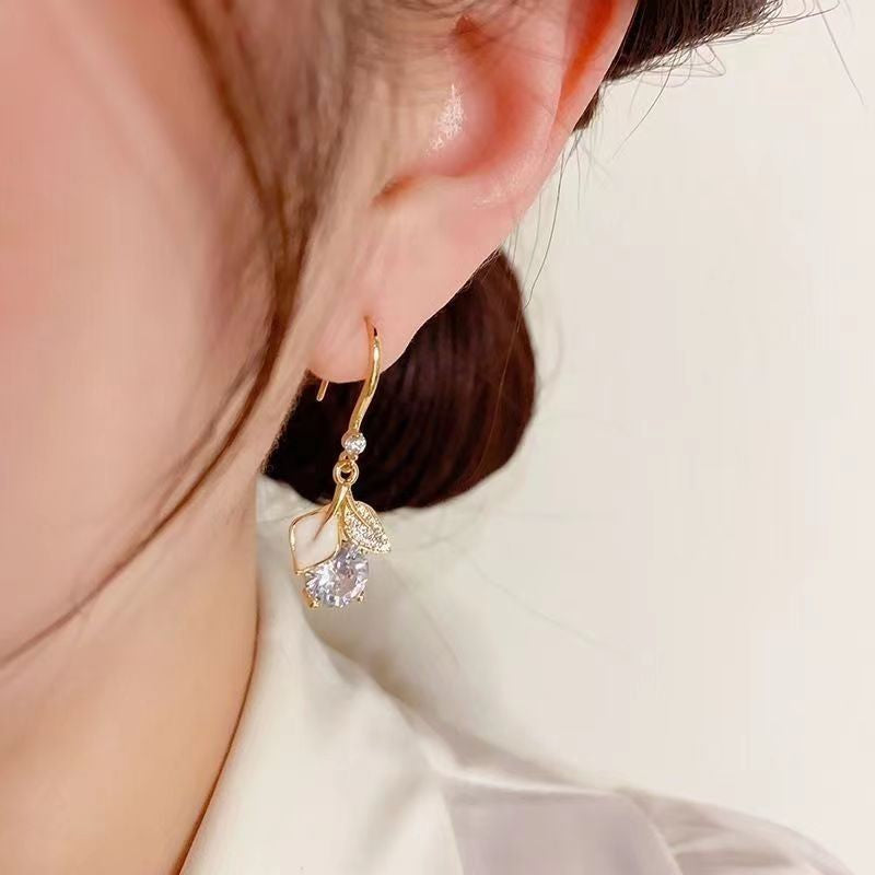 Falling Dew Earrings