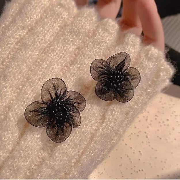 Black Flower Lace Stud Earrings