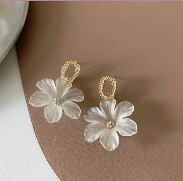 Blossom Breeze Flower Earrings