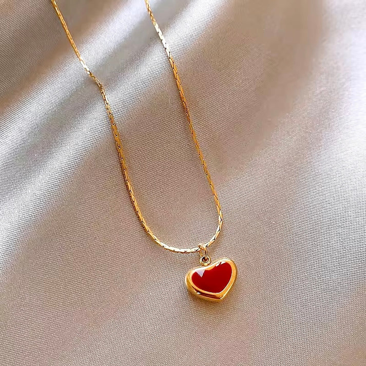 Minimalistic Red Heart Pendant Necklace