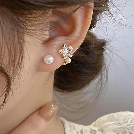 Daisy Pearl Stud Earrings