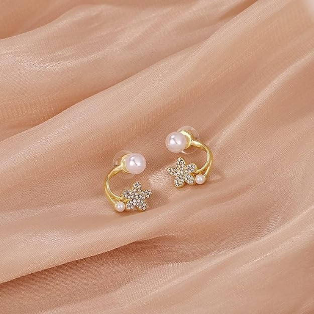 Daisy Pearl Stud Earrings