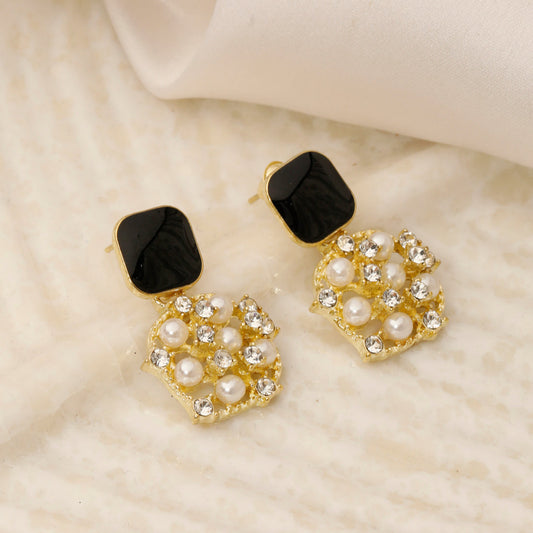 Glam Up Gold Earrings