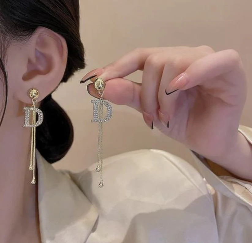 Trending D Long Dangling Earrings