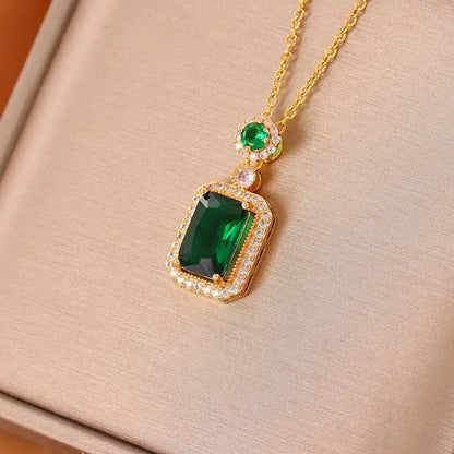 Green Emerald Elegance Pendant Necklace
