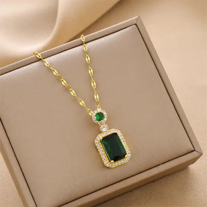 Green Emerald Elegance Pendant Necklace
