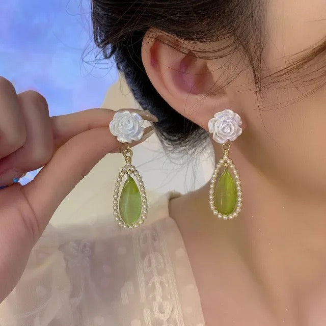 Elegant Soft White Flower Green Drop Earrings