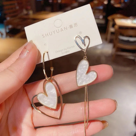 Mismatched White Heart Design Asymmetric Dangle Earrings