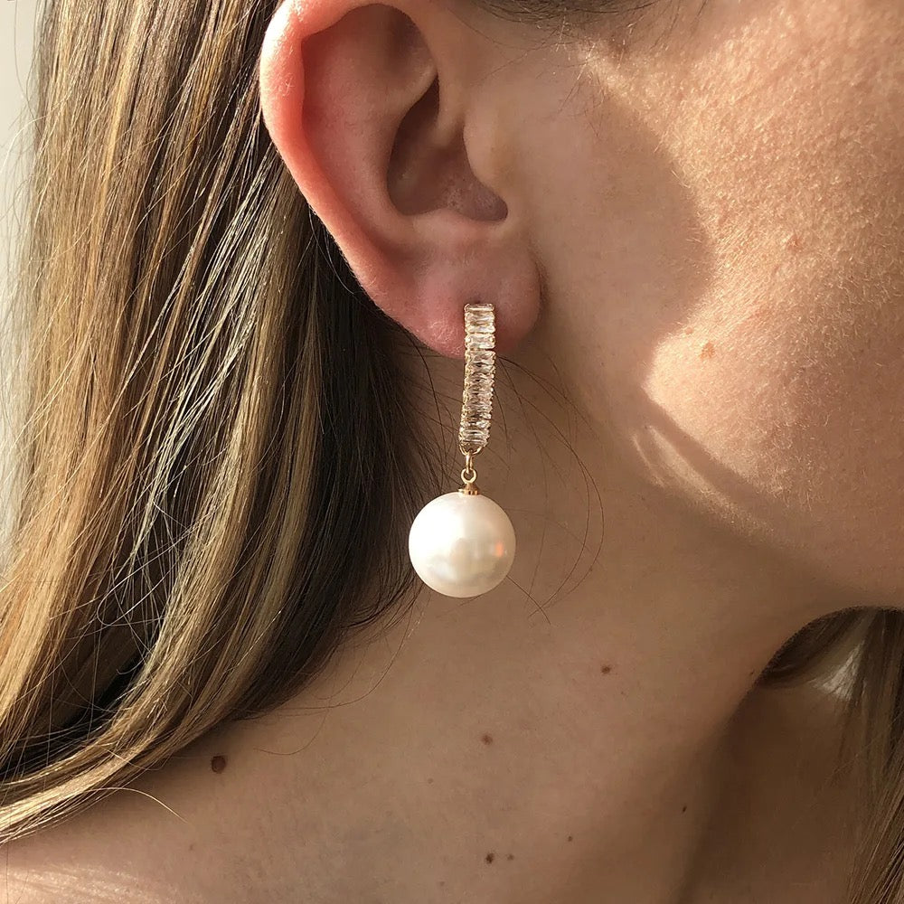 Pearl Drop Earring