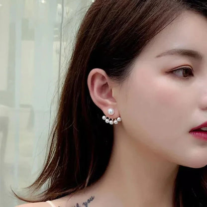Dewy Pearl Stud Earrings